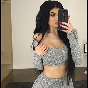 Wanderlust cropped hoodie